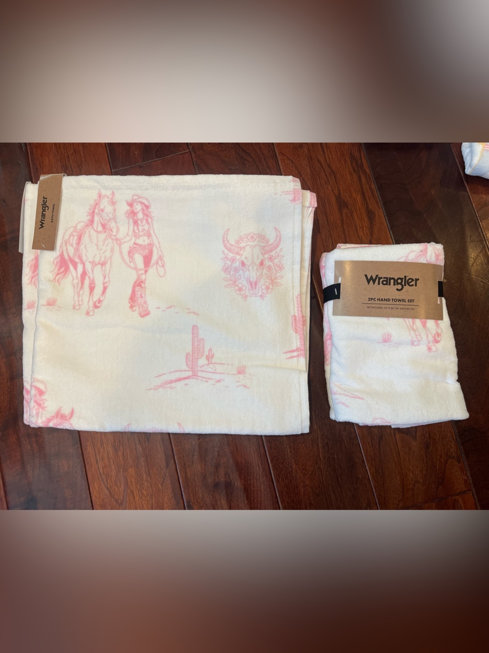 Wrangler Pink and White Cowgirl and Horse Bath and Hand Towel Set